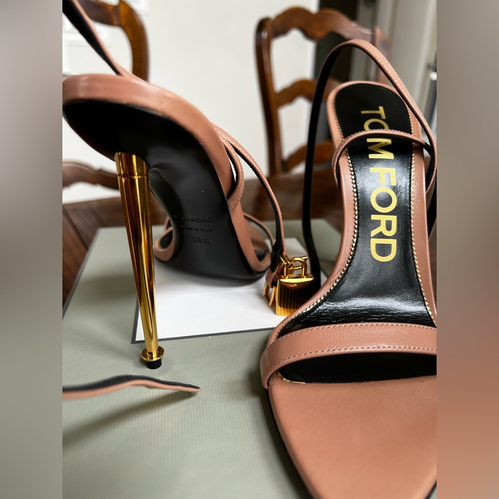Tom Ford 105mm Lock Stiletto 39 EU